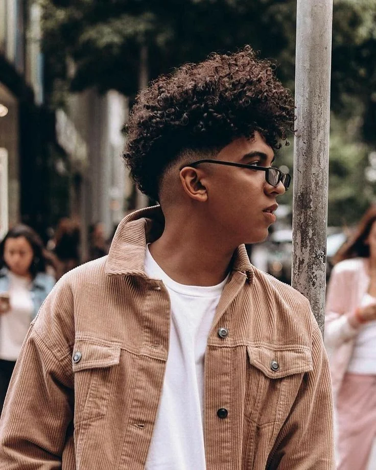 corte de cabelo masculino cacheado — ideia 8