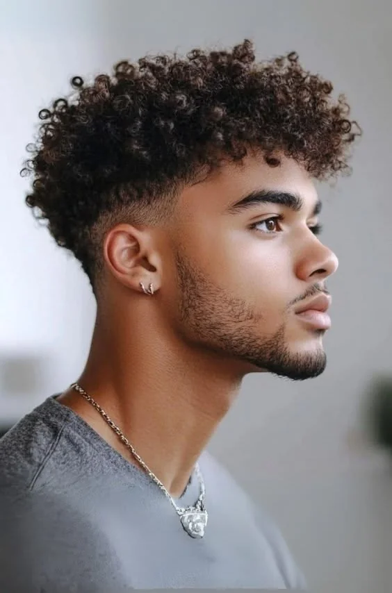 corte de cabelo masculino cacheado — ideia 8