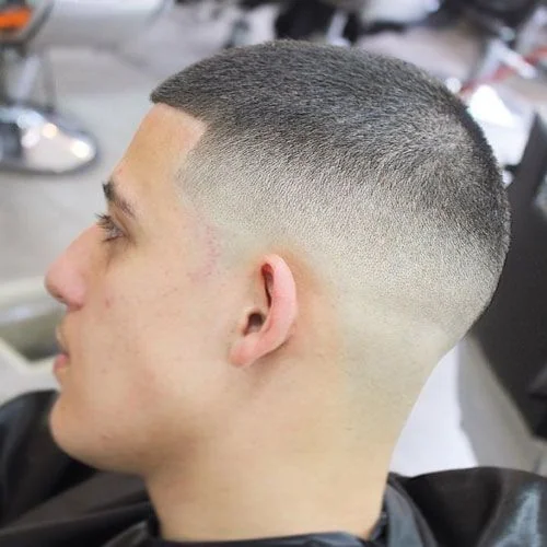 Militar e buzz cut: a praticidade radical — corte de cabelo masculino, exemplo 2