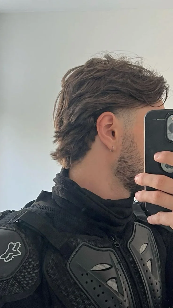 Costeleta longa — costeletas masculinas, exemplo 3