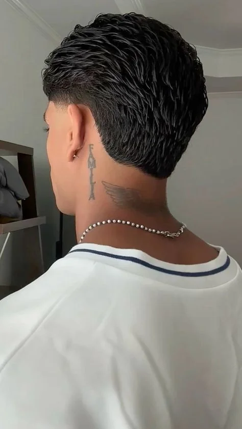 Costeleta longa — costeletas masculinas, exemplo 8