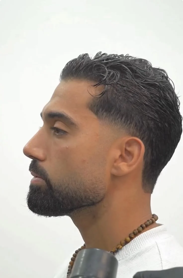 Low fade com barba — low fade masculino, exemplo 9